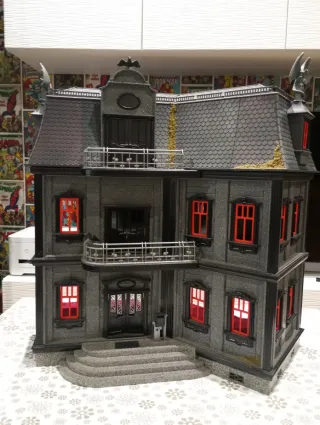 Casa del Terror Playmobil customizada