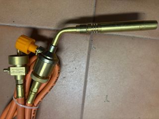 Soplete con manguera y regulador