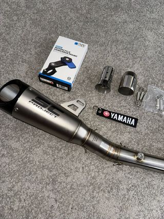 Escape SC Project Yamaha MT-07 + Quad Lock