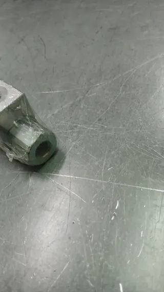 Valvola blocco  per olio 1/4