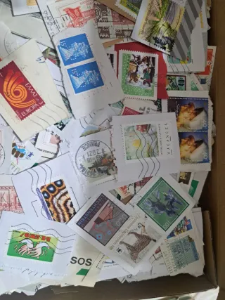 1 kg Francobolli Europa e Mondo