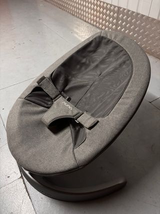 Mecedora Nuna Leaf como nueva