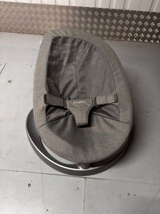 Mecedora Nuna Leaf como nueva