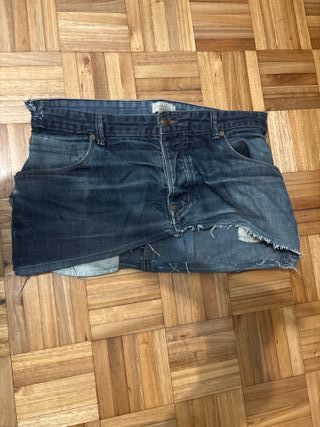 Falda vaquera corta