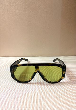 Occhiali da sole tartarugati verdi