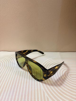 Occhiali da sole tartarugati verdi