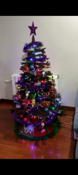 Árbol de Navidad completo.