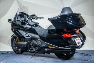 HONDA GOLD WING TOUR DCT - AIRBAG DCT * AIRBAG * NAVEGADOR * RADIO FM * TOUR PACK *