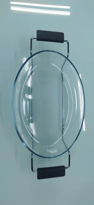 Fuente de cristal Pyrex con soporte