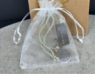 Collar elástico baño plata con colgante