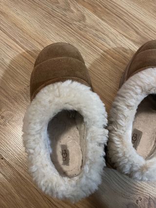 Zuecos UGG Marrones Talla 37