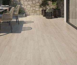 Suelo porcelánico imitación madera