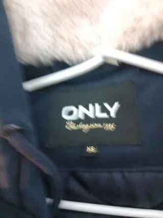 PARKA TALLA XS MARCA ONLY NOENVIO