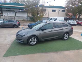 Opel Astra 2021