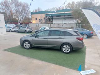Opel Astra 2021