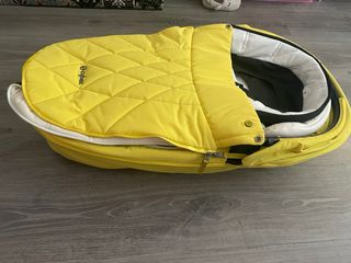 Carro de bebé Cybex mios platinum amarillo