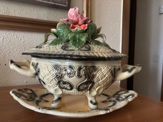 Sopera porcelana floral con