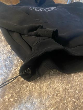 Sudadera Fake Gods Negra