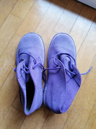 Zapatos de ante morados