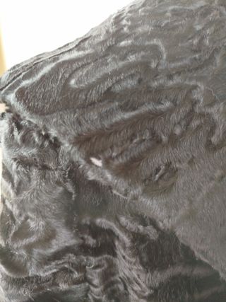 Pelliccia persiana nera