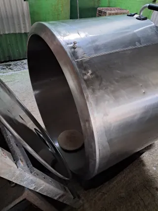 Depósito Acero Inoxidable 330 litros. MANUS Agro