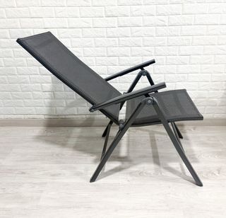 Mesa y 2 Sillas de Jardín Plegables