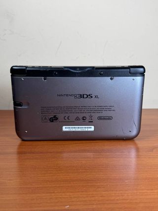 Console Nintendo 3DS XL Con Caricatore e Giochi