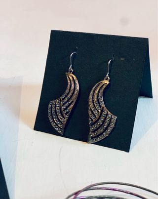 Pendientes y pulseras