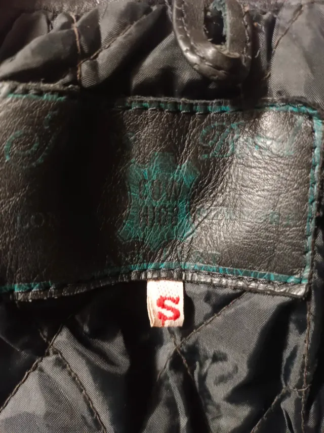 Chaqueta motera vintage piel negra Talla S