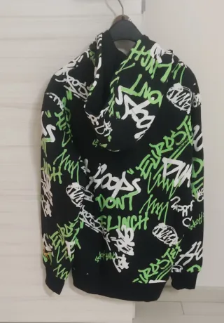 Felpa Puma con stampa graffiti