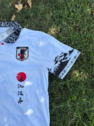 Camiseta Japón 24 polo blanco edición especial. xL