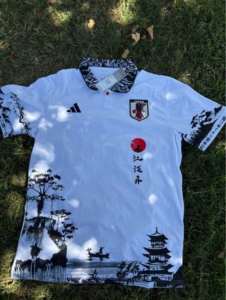 Camiseta Japón 24 polo blanco edición especial. xL