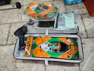 Rlaarlo AK787 RC Auto 2 Batterie