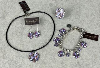 Conjunto Collar, Pulsera, Pendientes y Anillo