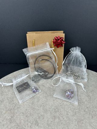 Conjunto Collar, Pulsera, Pendientes y Anillo