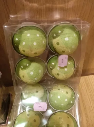 33 Candele decorative + 3 portacandele.