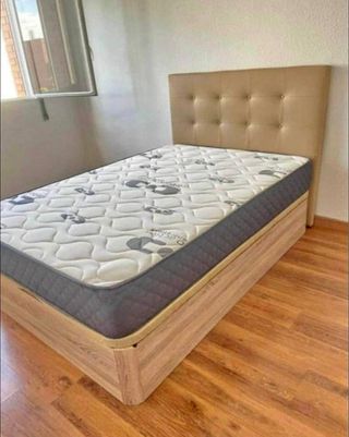 Canapés y colchones!!