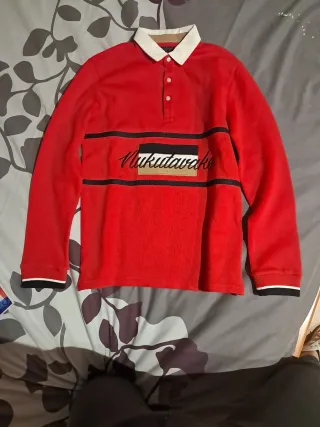 Polo chico rojo y blanco