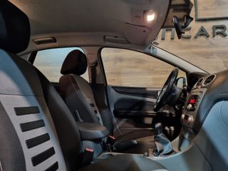 FORD Focus 1.6 TDCi 90cv Trend