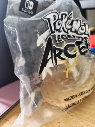 Figura Pokémon Legends Arceus Nintendo Switch