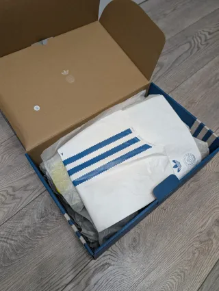 Adidas Gazelle Indoor x Bad Bunny (Benito)
