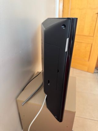 Televisor Loewe Negro