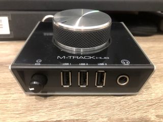M-Audio M-Track Hub (Interfaz Audio)