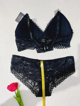 Conjunto Lencería Encaje Negro Talla M