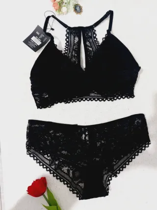Conjunto Lencería Encaje Negro Talla M