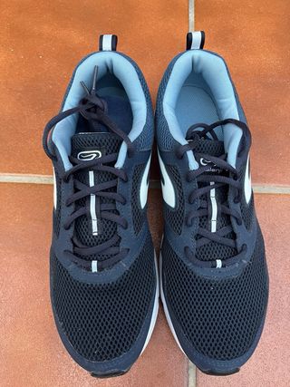 Zapatillas deportivas Kalenji y Reebok