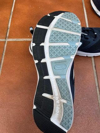 Zapatillas deportivas Kalenji y Reebok