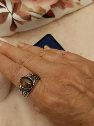 Anillo Piedra Marrón y Plateado