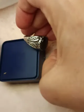 Anillo Piedra Marrón y Plateado