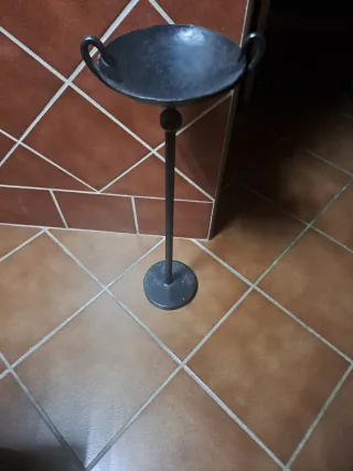 Cenicero de forja artesanal